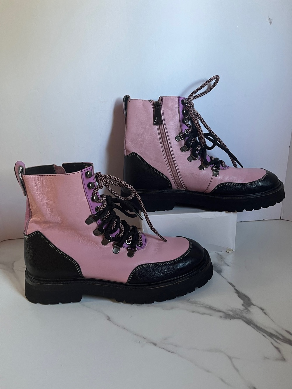 ASRA Women’s Pink/Black Combat Ankle Boots Lace-Up Zip Round Toe US 8.5